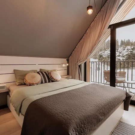 Miedzy Brzozami * Szczytna